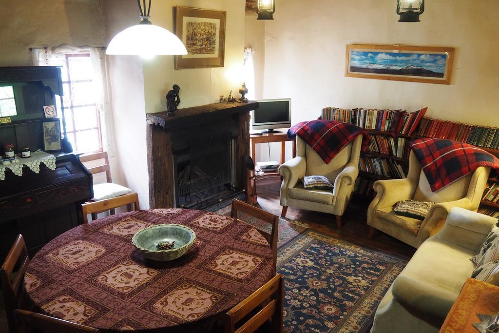 Back O' The Moon Holiday Cottage ฮอกส์แบ็ค ภายนอก รูปภาพ
